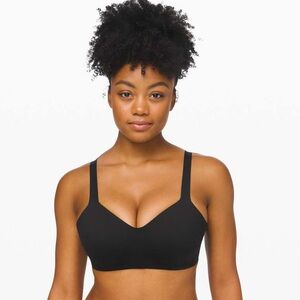 Lululemon Hold Tru Bra in Black